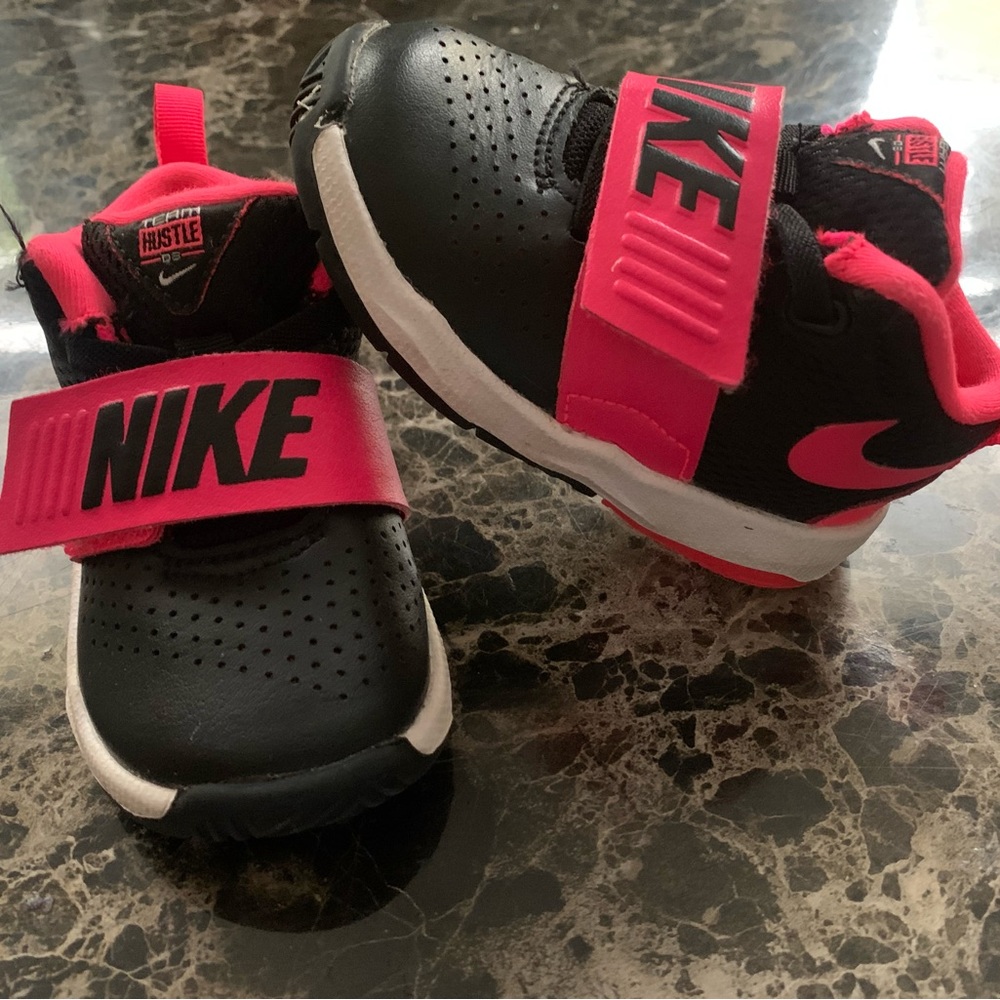 Baby girl Nike shoes - Hot Pink and Black - Size 6c - Worn twice
